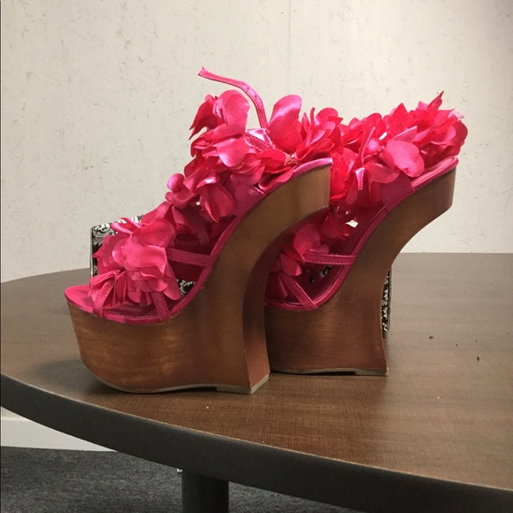 Wedges platform - Picture 2 of 3